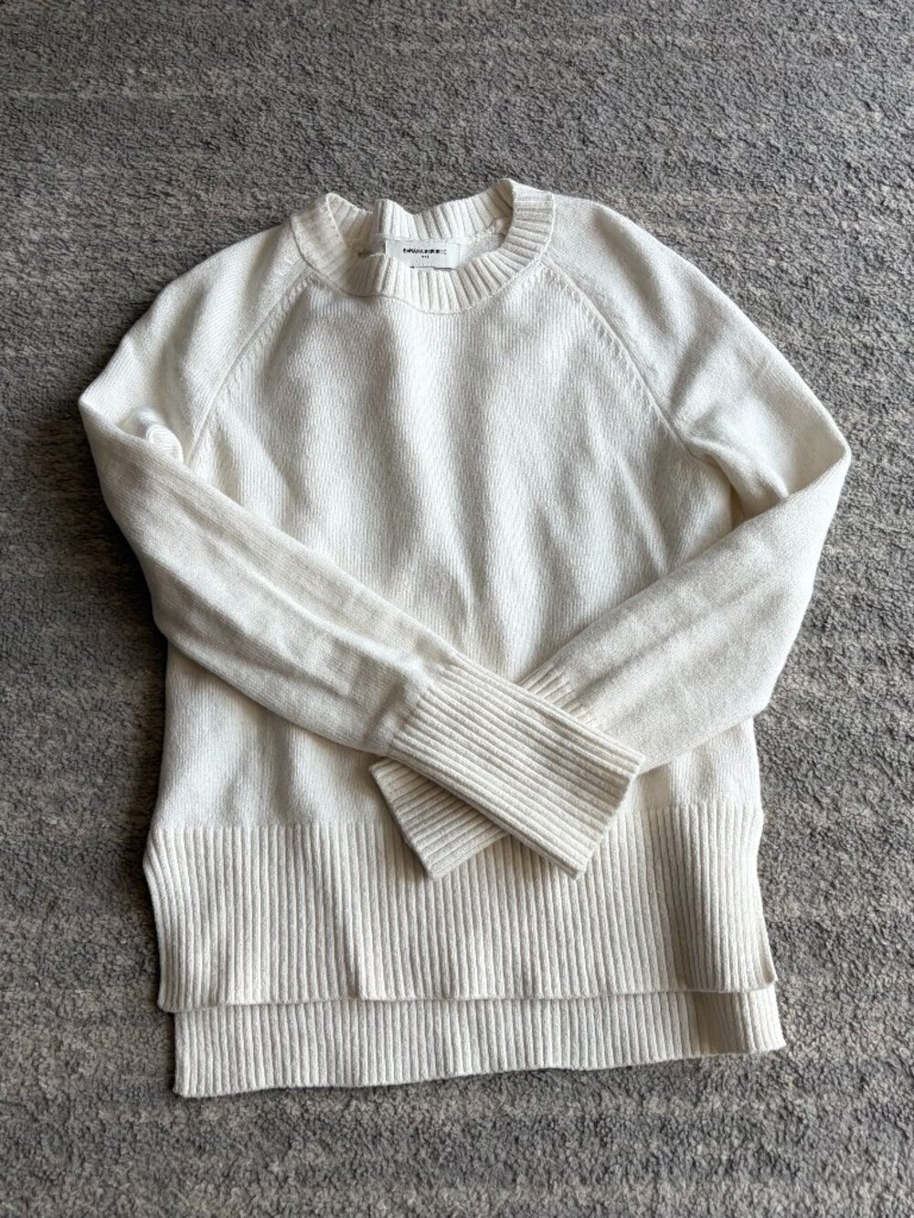 BANANA REPUBLIC FACTORY WOMENS PERFECTLY SOFT CREW NECK SWEATER XS